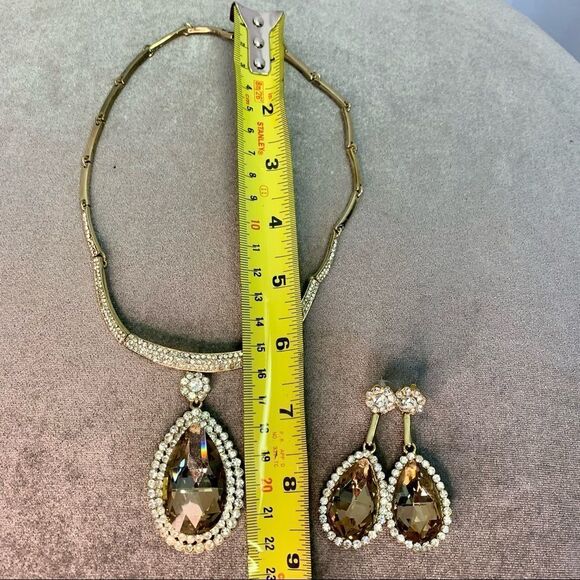 TAN brown gem jewelled rhinestone embellished oval teardrop necklace earring set - Picture 4 of 6